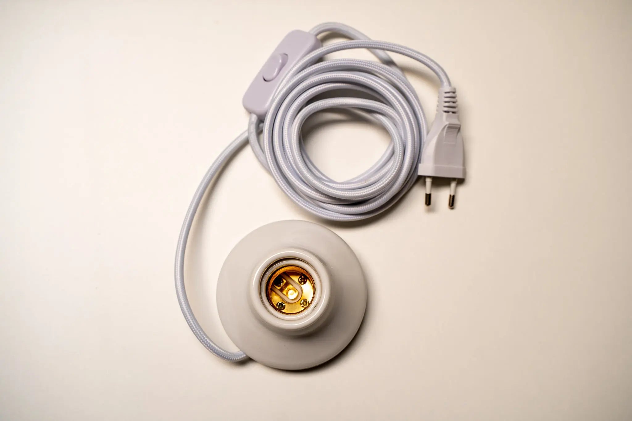 Elegante E27 Wandleuchtenfassung weiß Gofurnit