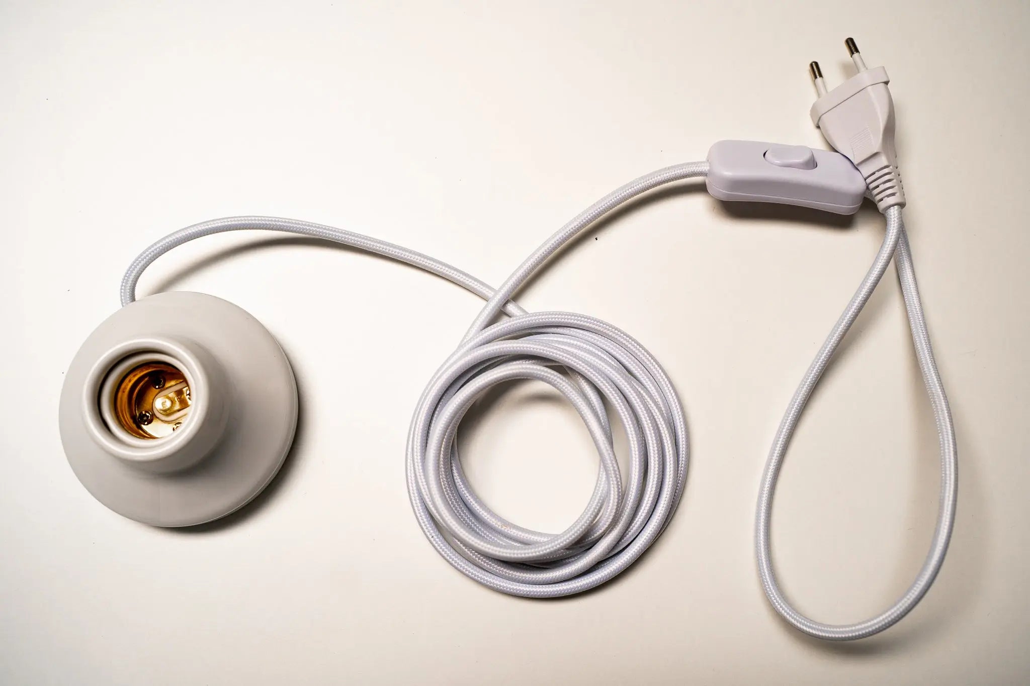 Elegante E27 Wandleuchtenfassung weiß Gofurnit