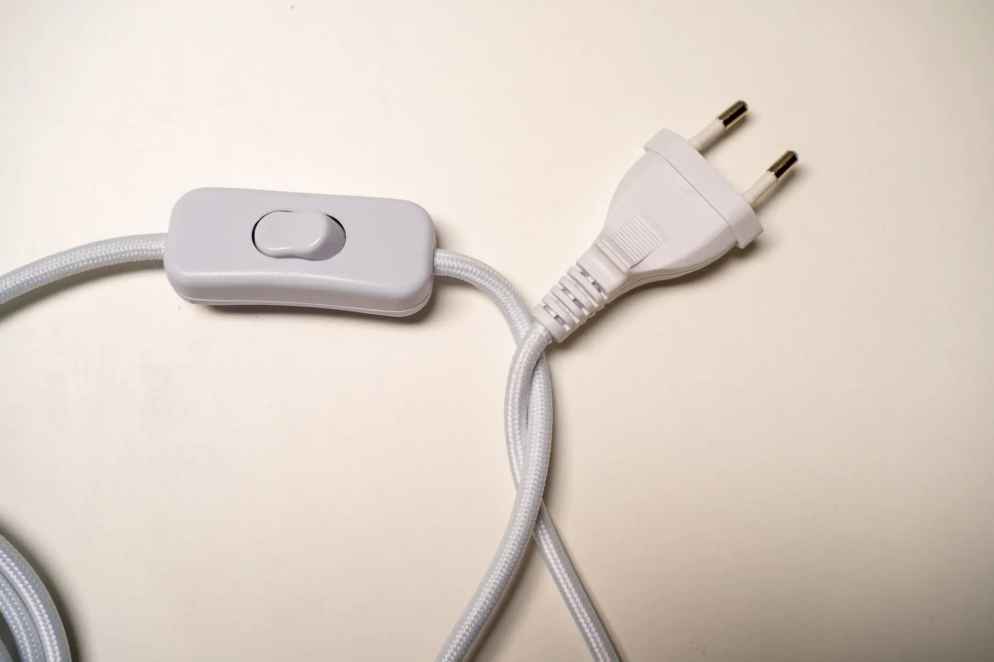 Elegante E27 Wandleuchtenfassung weiß Gofurnit