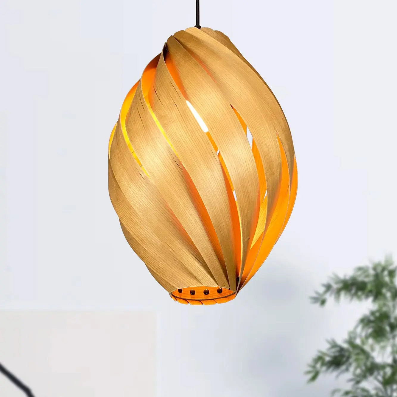 Hängeleuchte 'Ardere' aus Kirschbaum Gofurnit