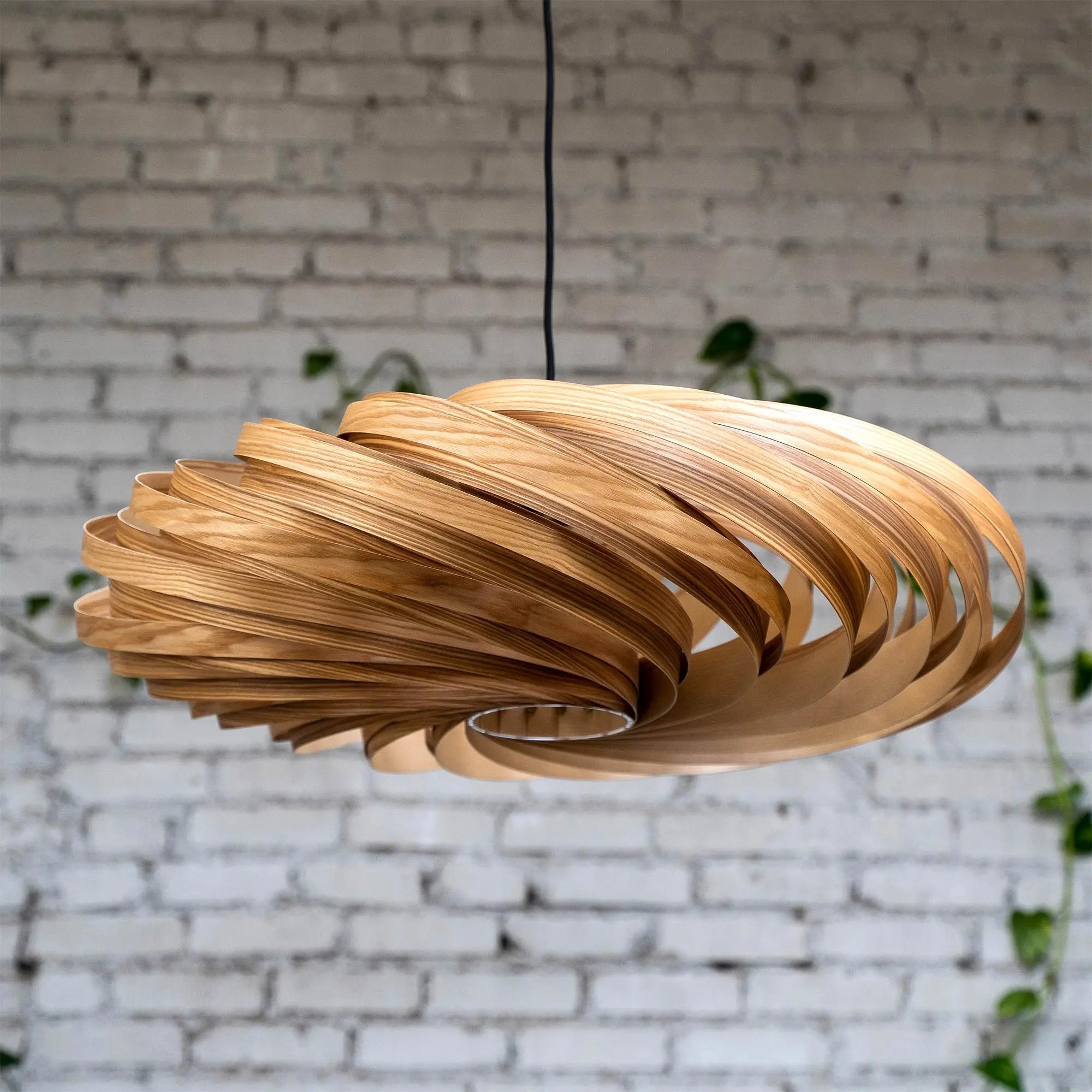 Hängeleuchte 'Veneria' aus Olivesche 70 cm Gofurnit