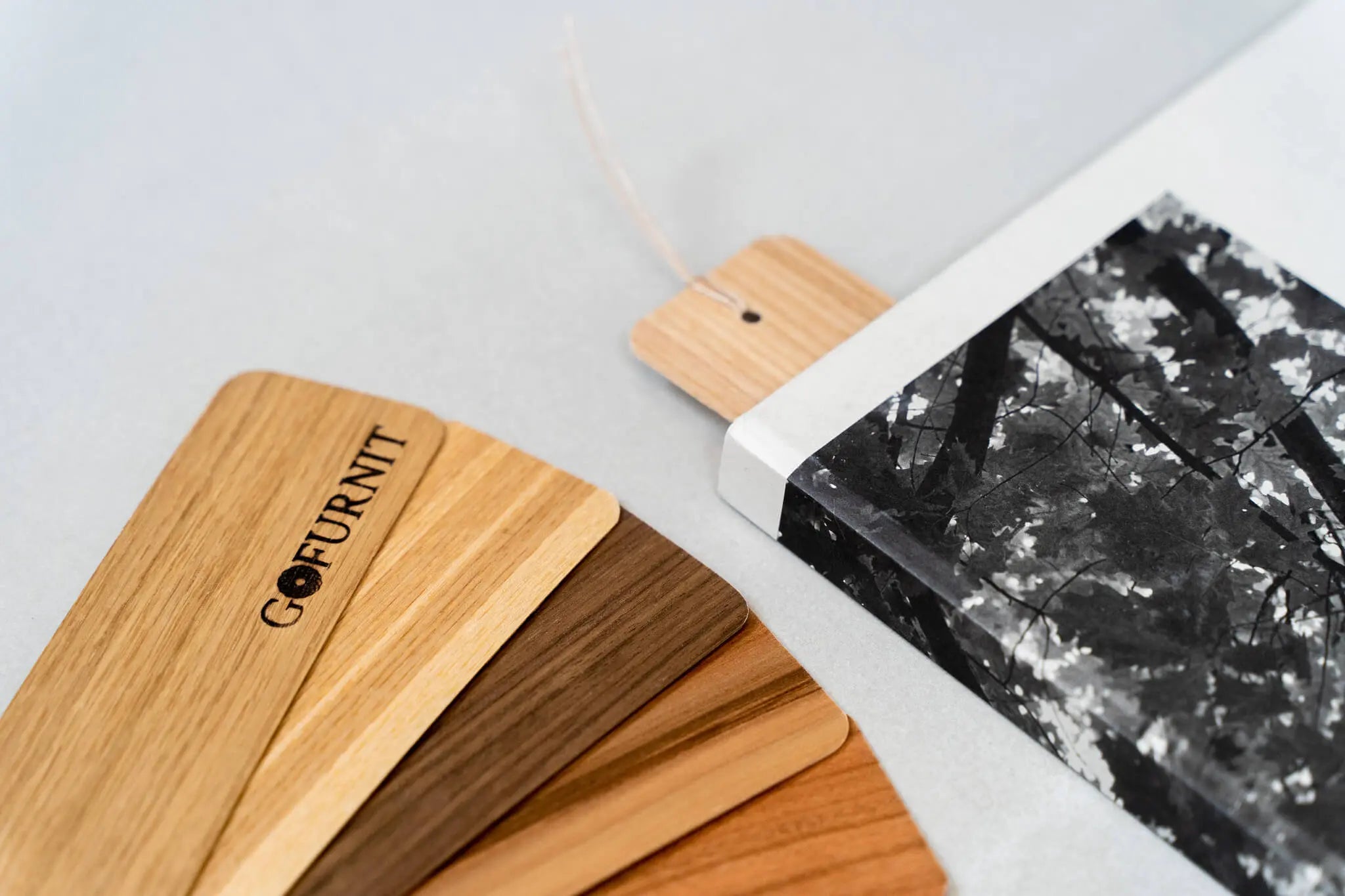 Kostenloses Holzmuster-Set Gofurnit