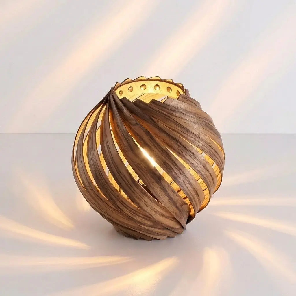 Lampenschirm 'Gemma' aus Amberbaum – Handgefertigt in Köln Gofurnit