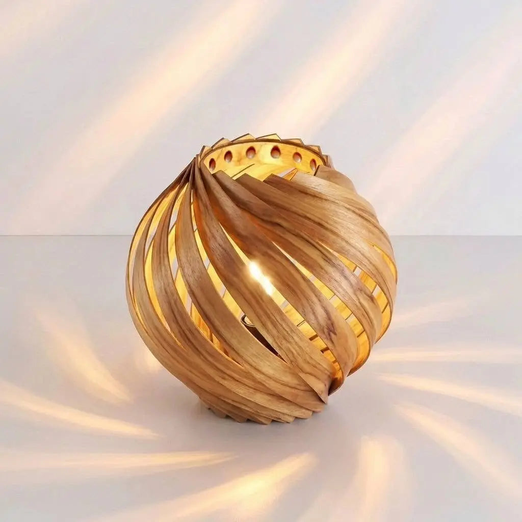 Lampenschirm 'Gemma' aus Olivesche – Handgefertigt in Köln Gofurnit