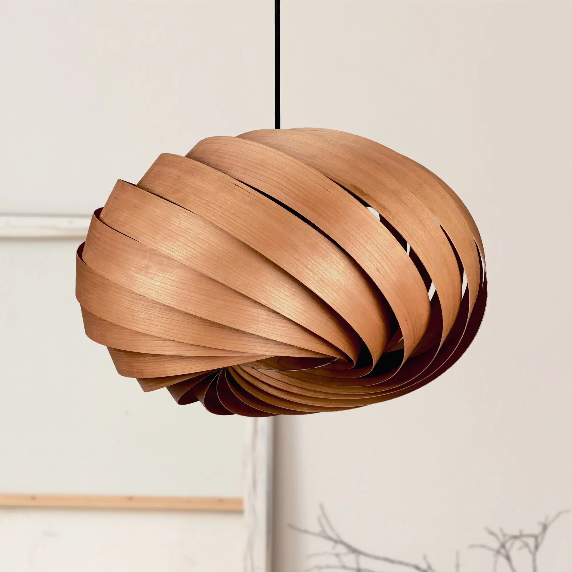 Lampenschirm 'Quiescenta' aus Kirschbaum Gofurnit