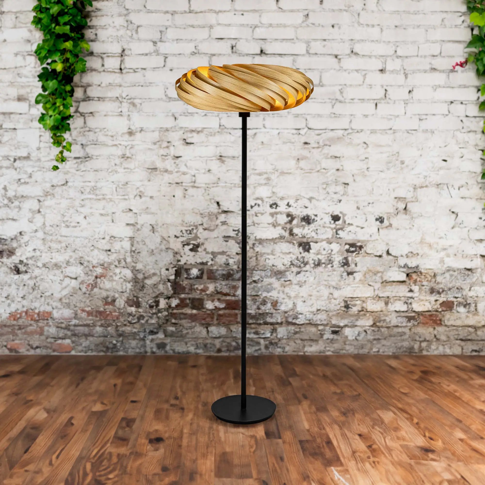 Standleuchte 'Veneria' - Gofurnit Lampen aus Köln