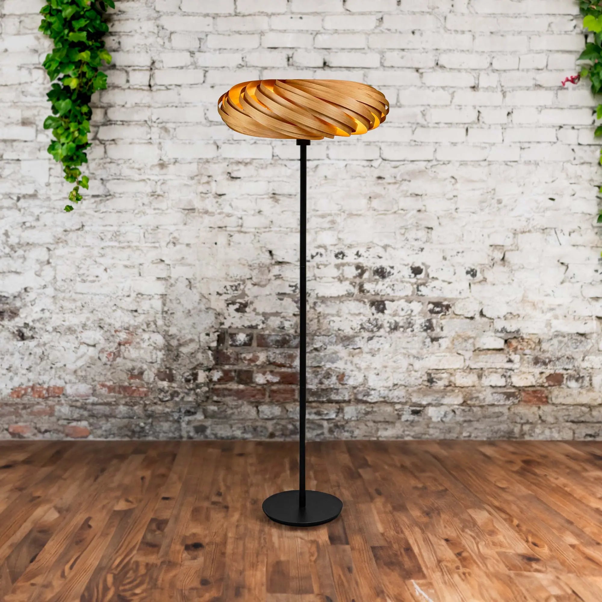 Standleuchte 'Veneria' - Gofurnit Lampen aus Köln