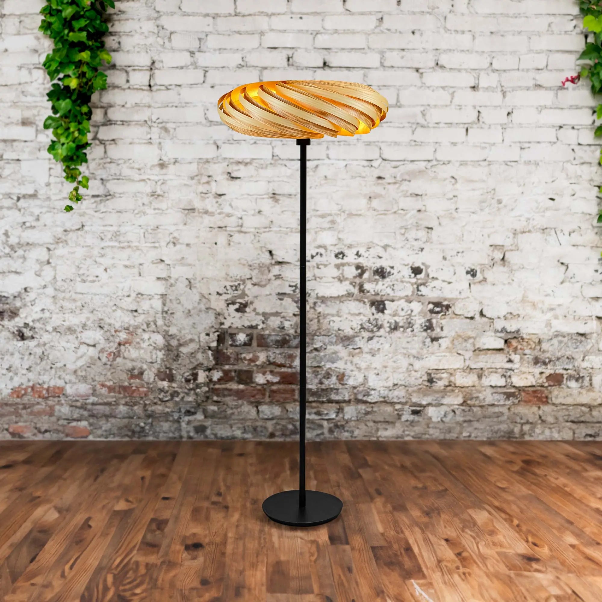 Standleuchte 'Veneria' - Gofurnit Lampen aus Köln