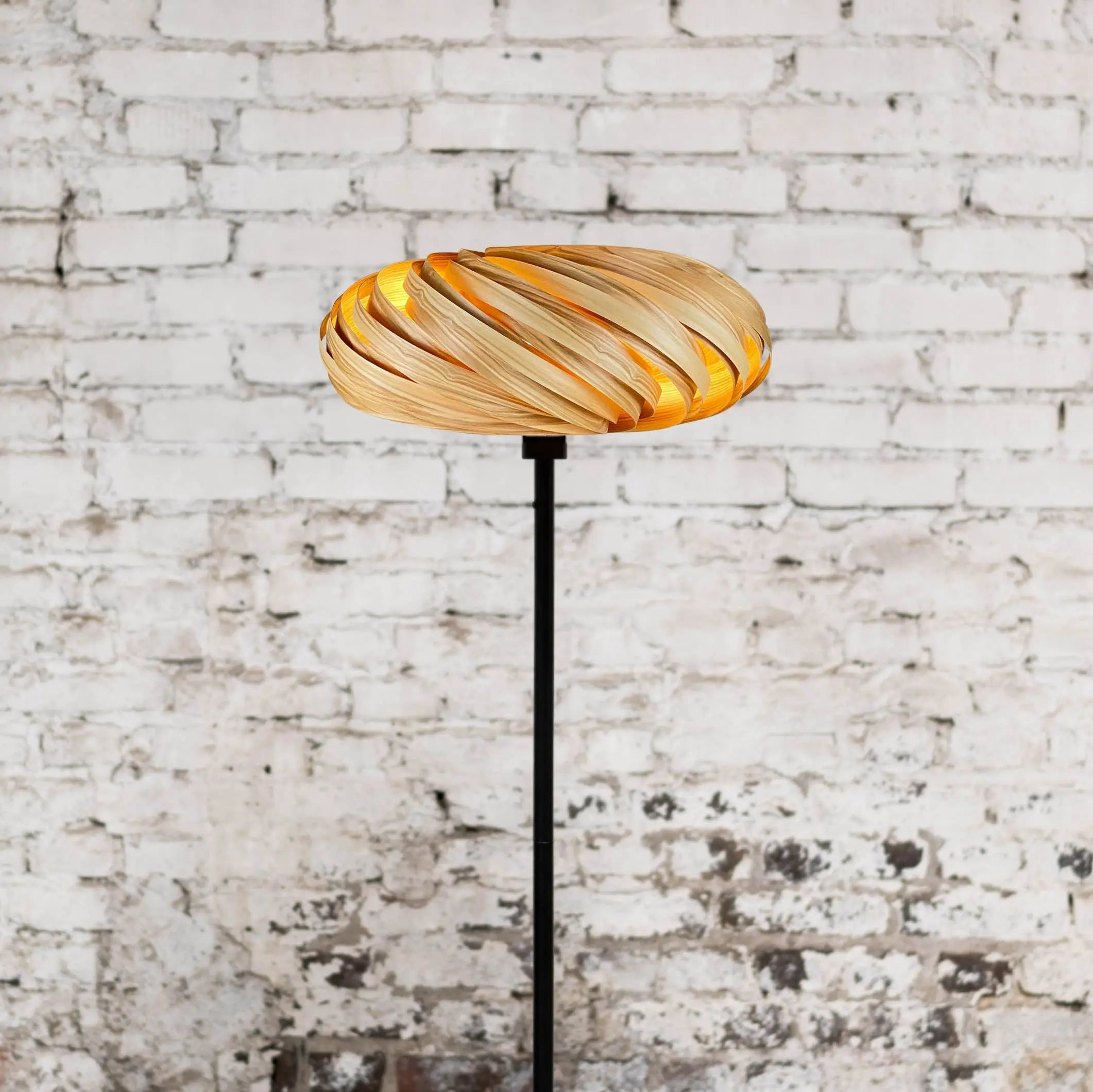 Standleuchte 'Veneria' aus Olivesche Gofurnit