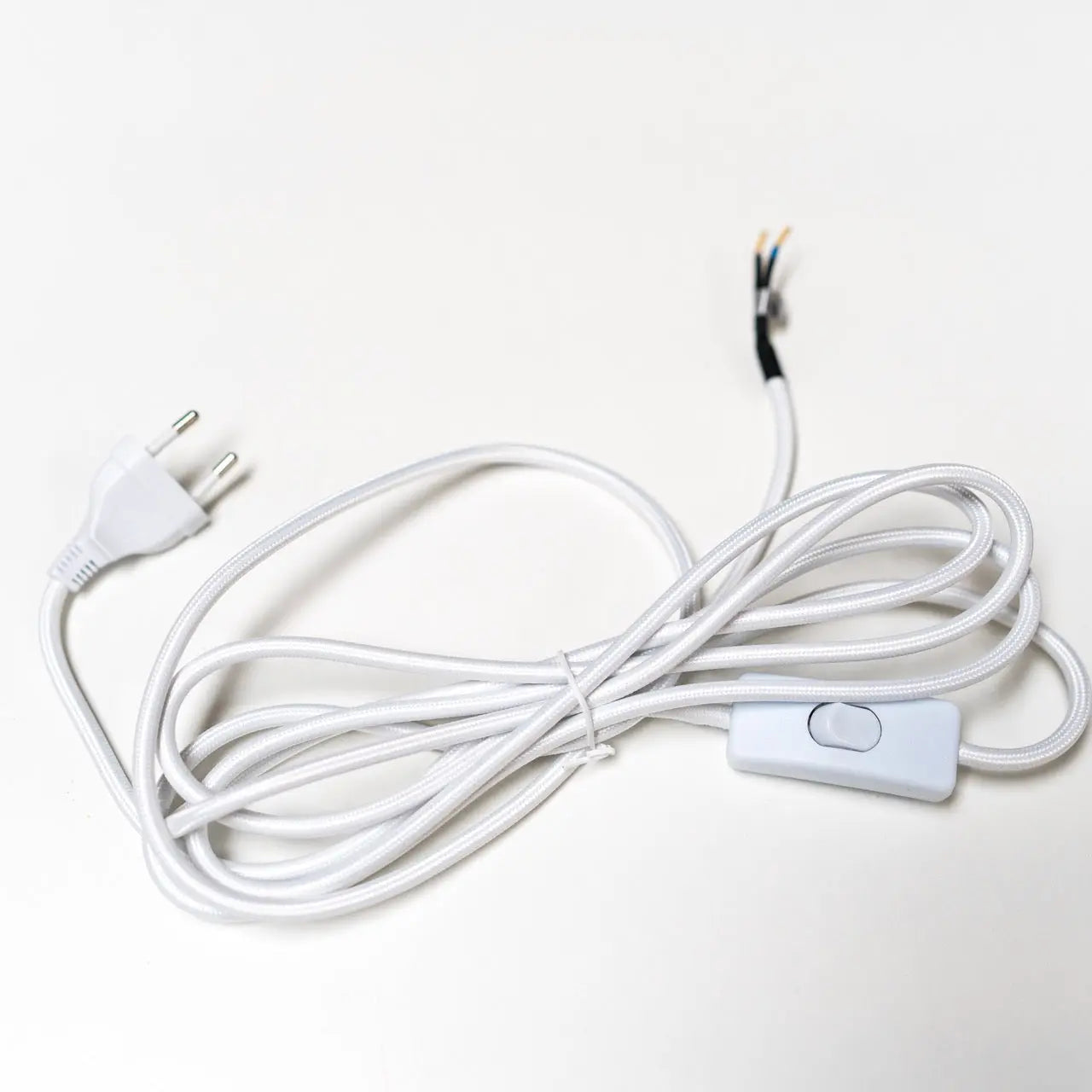 Textilkabel weiß und schwarz mit Stecker und Kippschalter (verschiedene Längen) Gofurnit