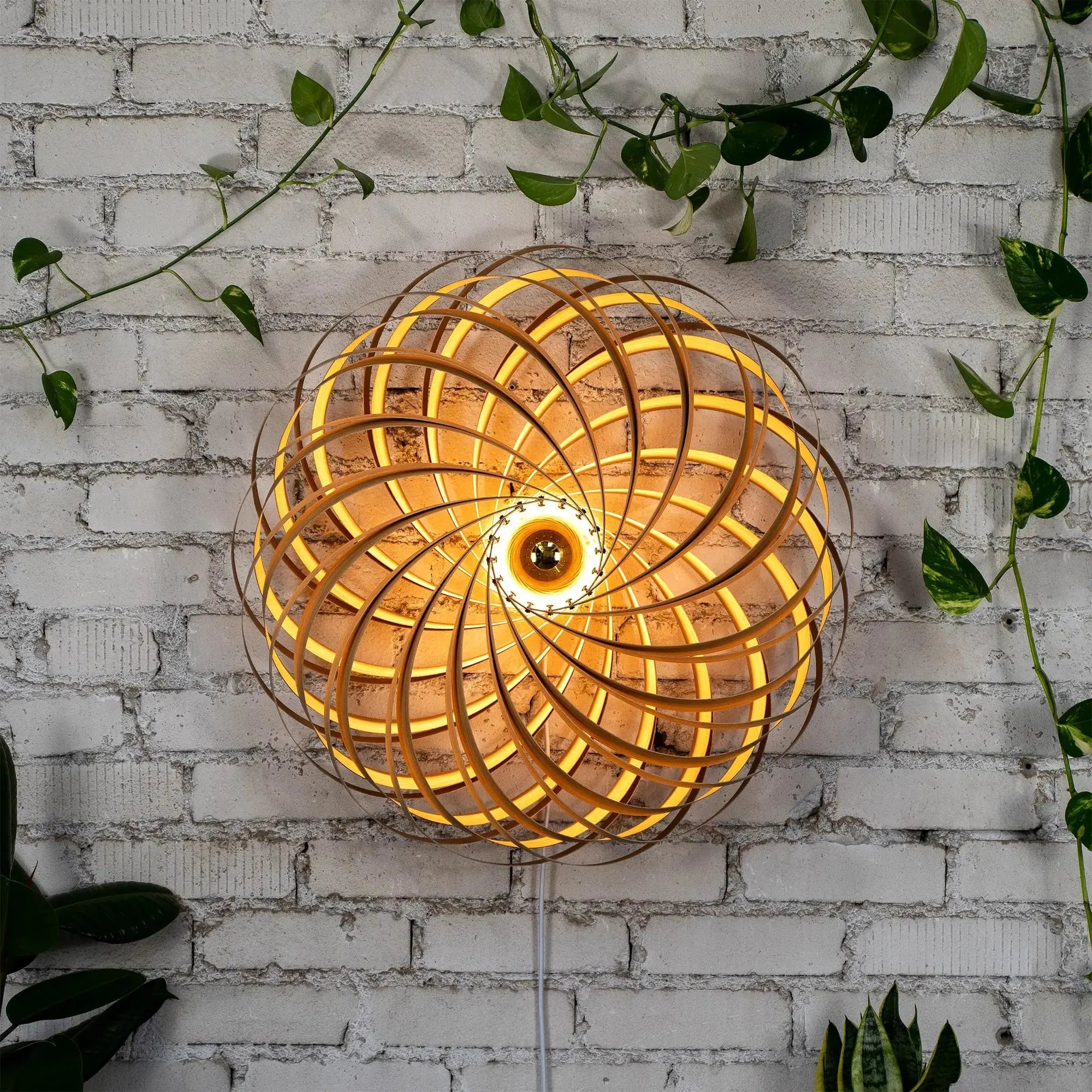 Wandleuchte 'Veneria' aus Eichenholz 70 cm Gofurnit