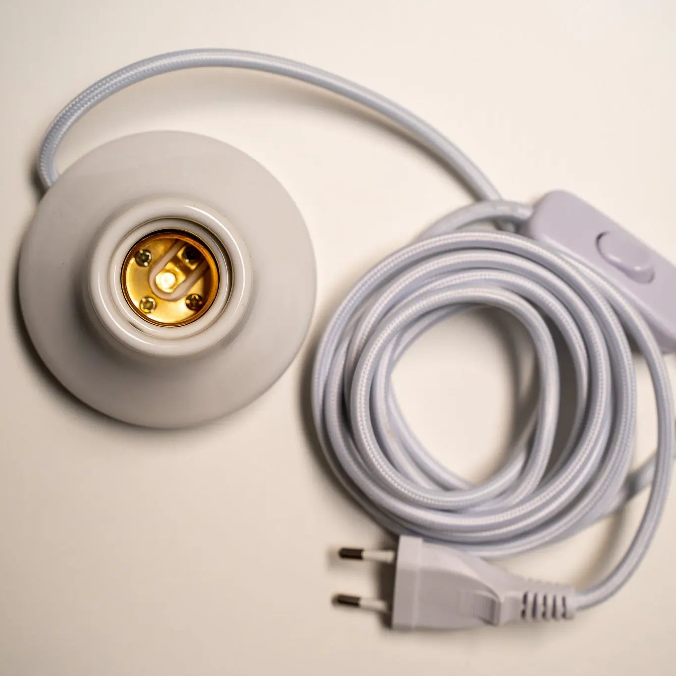 Elegante E27 Wandleuchtenfassung weiß Gofurnit