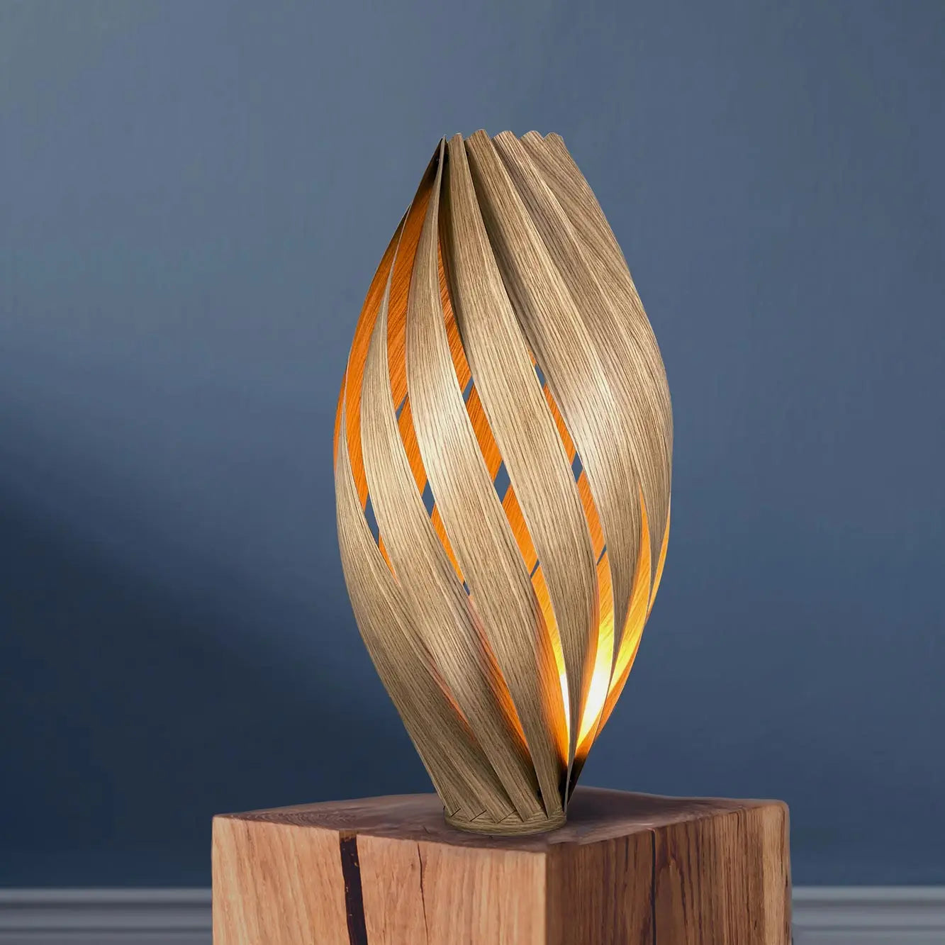 Stehleuchte 'Ardere' aus Eichenholz 60 cm Gofurnit