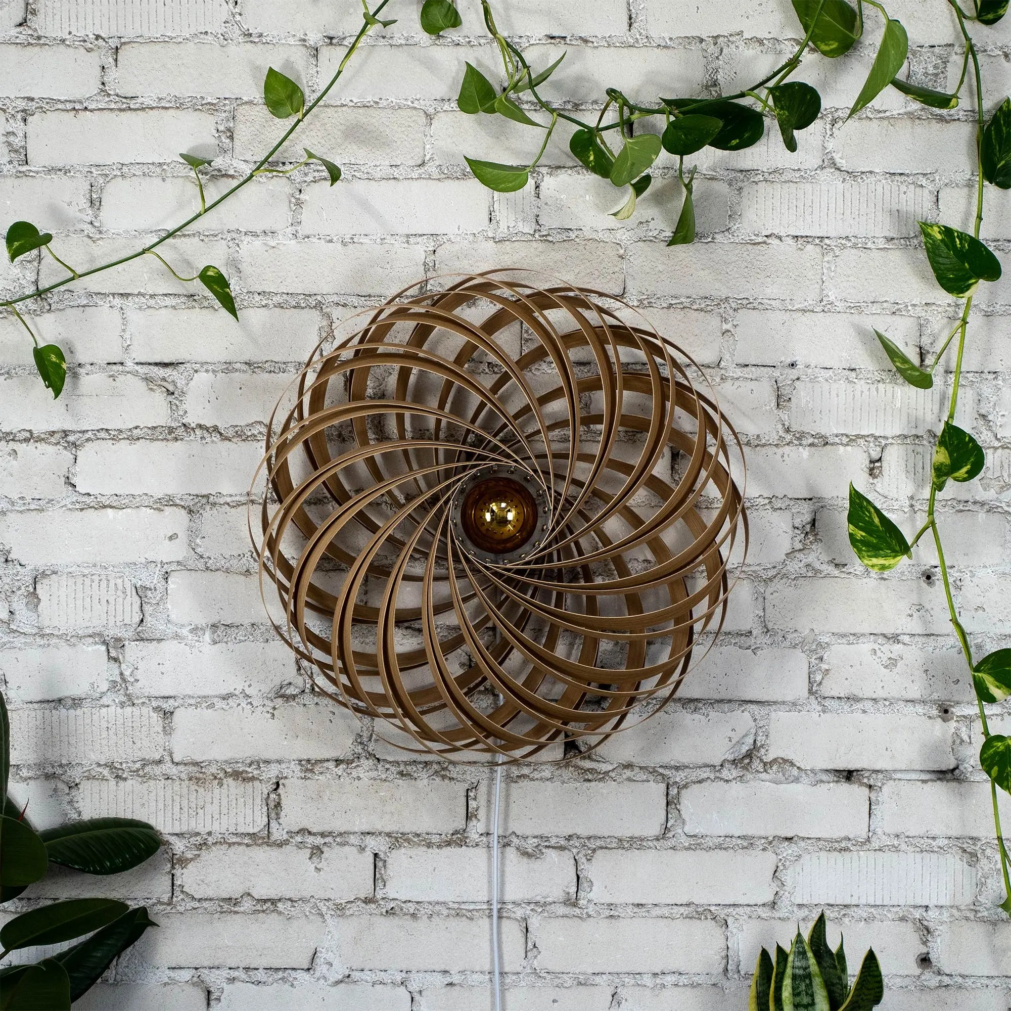 Wandleuchte 'Veneria' aus Eichenholz 60 cm Gofurnit
